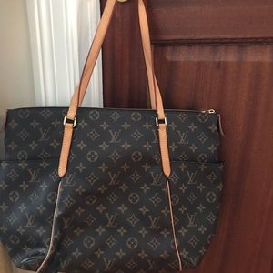 Louis Vuitton hand bag